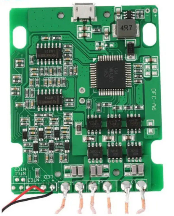 Outlets AC DC Bateria de lítio Fornecedor de armazenamento de energia portátil PCBA Fabricante de placas de PCB eletrônicas